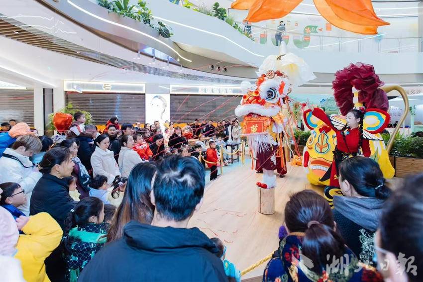 下楼就能打年货 武汉白沙洲又一商业综合体开业 - 湖北日报新闻客户端