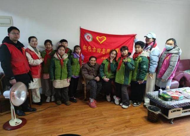 万人社区学雷锋志愿服务活动简报3.4.docx
