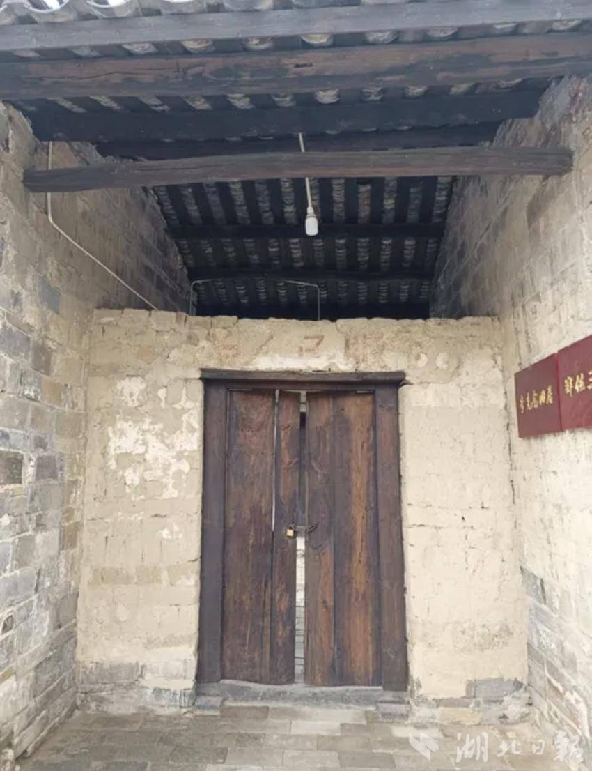 d6b0f916dced43909f08f85bf51eaf41_717a65fab0f49c17296ea7fc7f35ac4e_8.docx