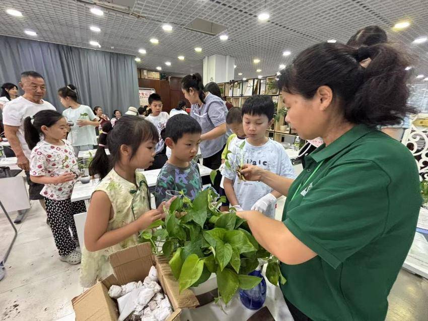 8.8“名场面”大集合！红卫路暑期托管不重样.docx