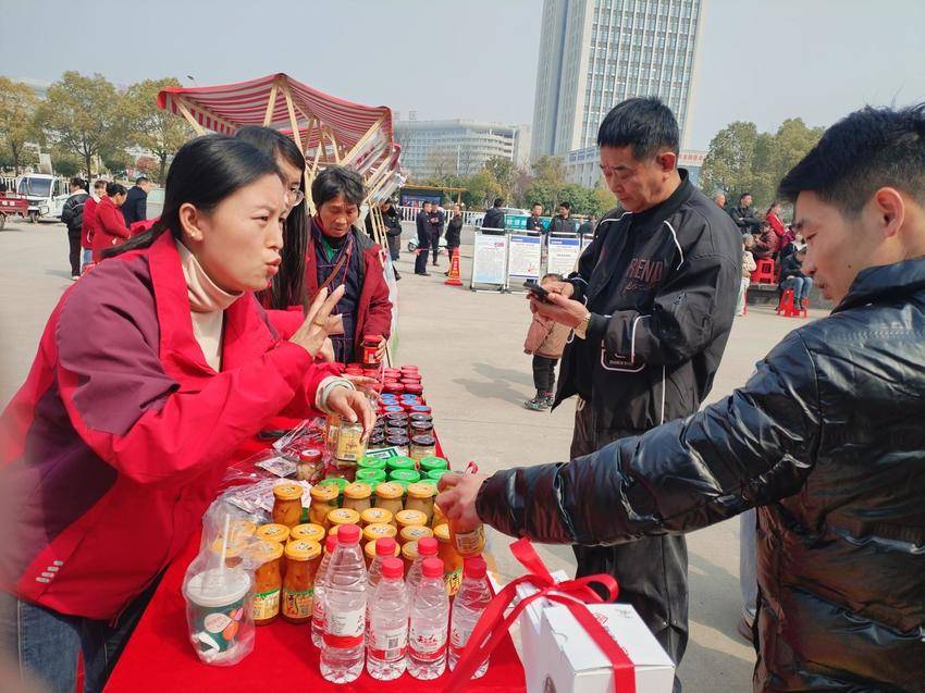 tmp_e7eff38c7d2d0edaee3ac217c996ae49.docx