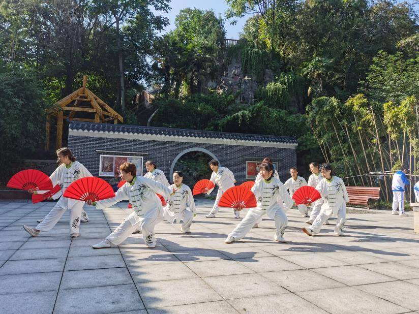 1023寻根青山：青山古镇采风行.docx