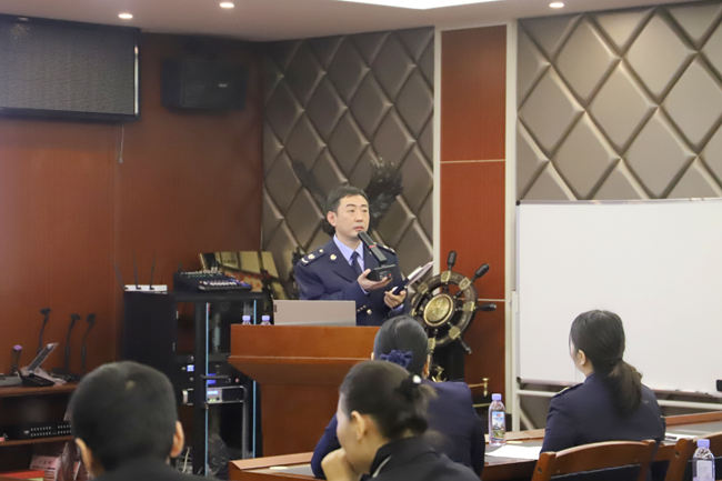 税务干部介绍合规经营举措