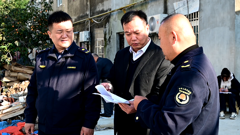 违规建设（稿件）.doc