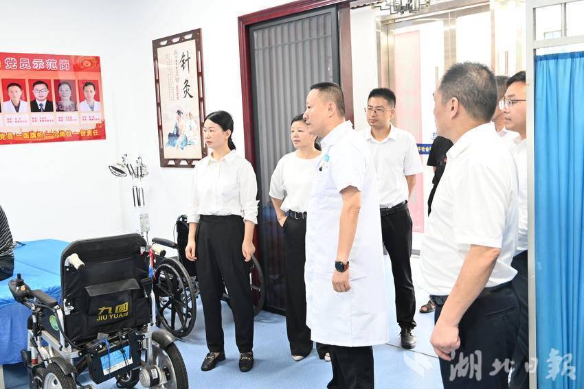 龙坪中心卫生院中西医结合康复医院举行启用仪式.docx