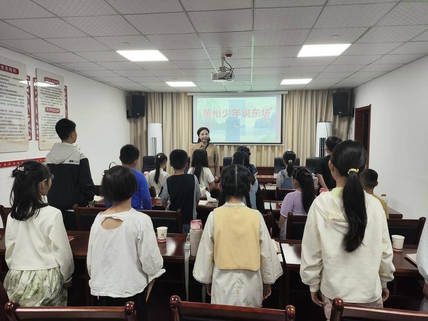 千年东坡遇上当代少年！这场文化传承仪式让黄州诗意流淌.docx