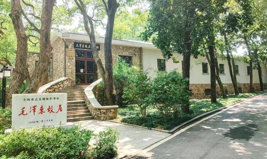 姚俊峰：天方夜谭的行业“间谍” 剩者为王的功夫“熊猫”.docx