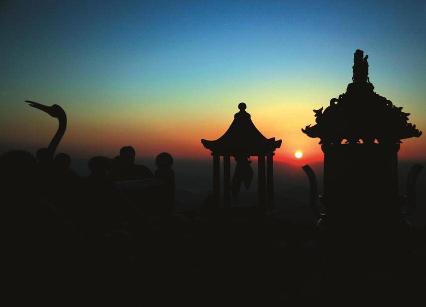 (定）来武当·祈五福，仙山纳福过大年！武当山2026元旦春节活动全攻略来了.docx