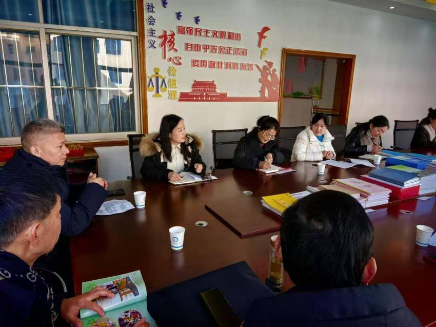 2_聚焦课程发展，共绘幼教蓝图——2024年黄州区幼儿园课程研讨会圆满举行.docx