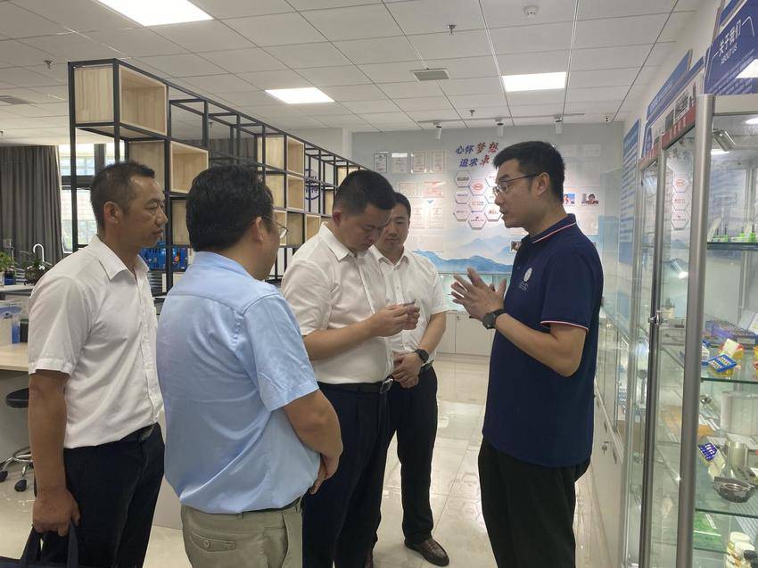 市领导带队赴外地开展产业技术研究院考察学习活动(1).docx