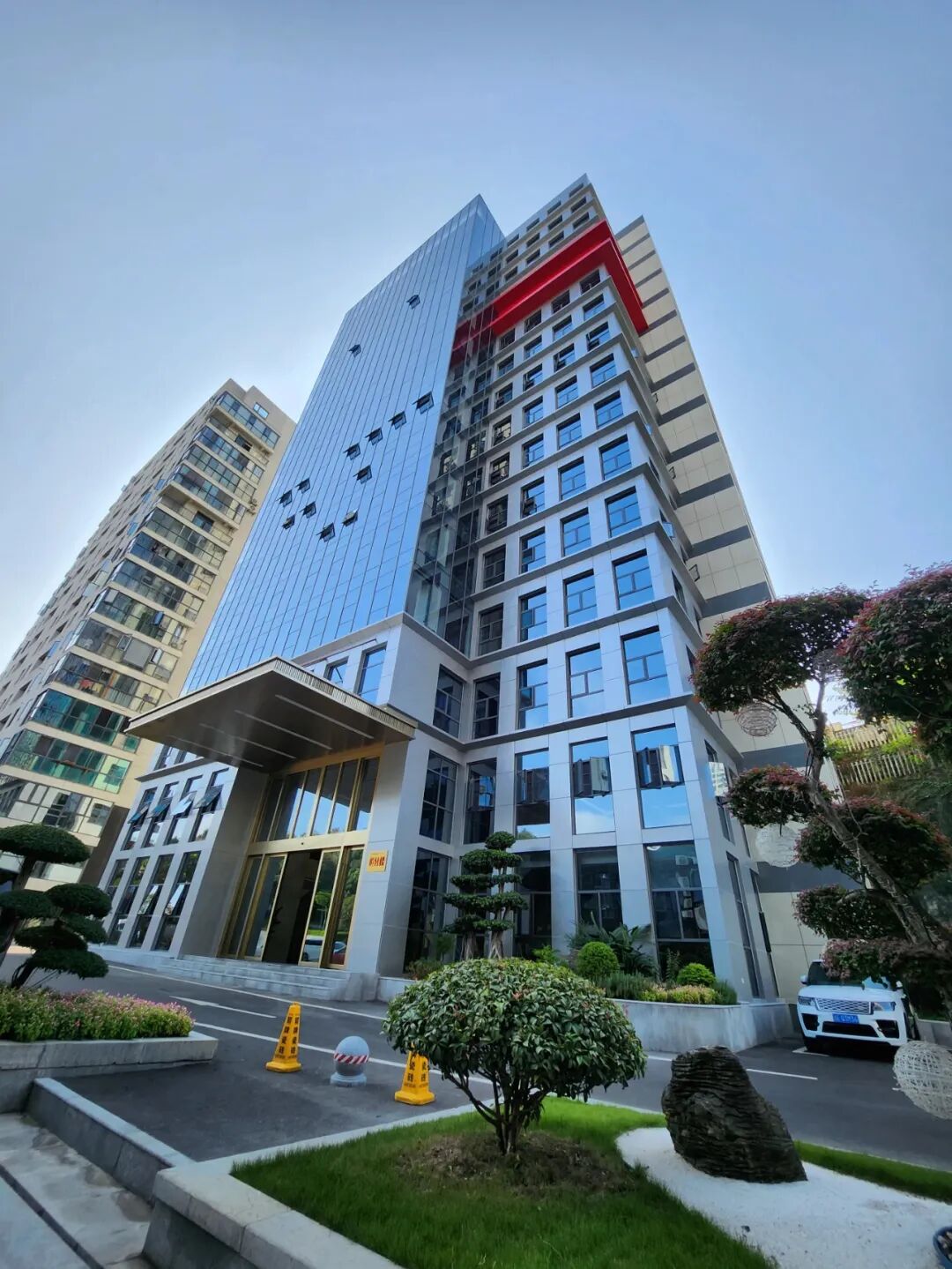 5--安旺智能孵化器照片.jpg