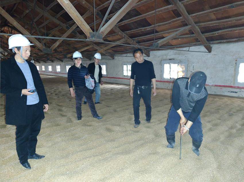 4.16（廖楚雄）南漳县发改局开展粮食系统国家安全.docx