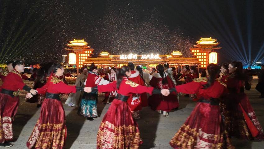 东坡文化盛宴引客来，黄冈元旦文旅市场火热开局.docx