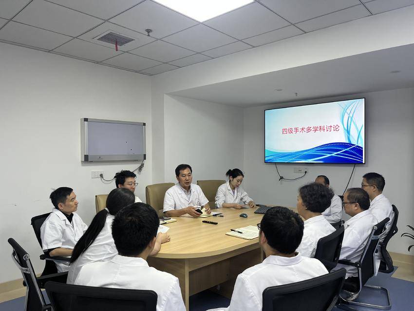 2025.10.15结肠根治术.doc