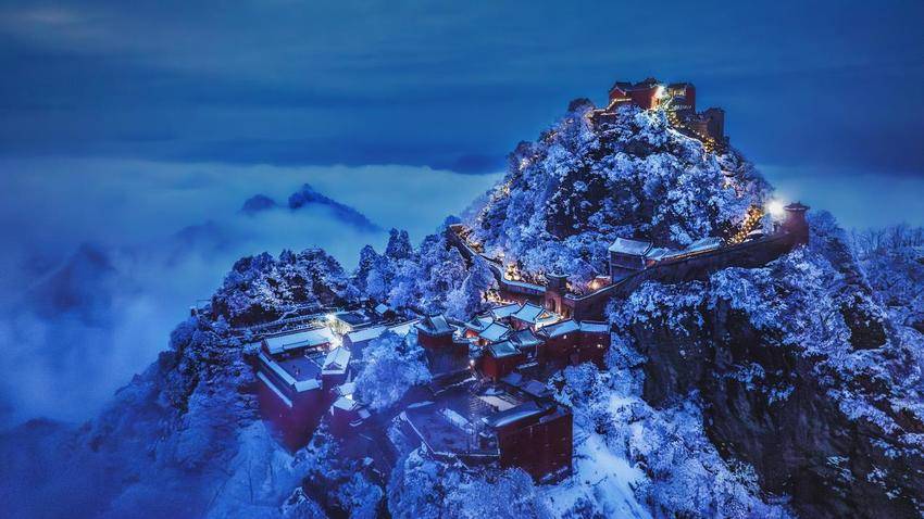 聚焦武当冬韵！4 件获奖佳作传承文化底蕴(1).docx