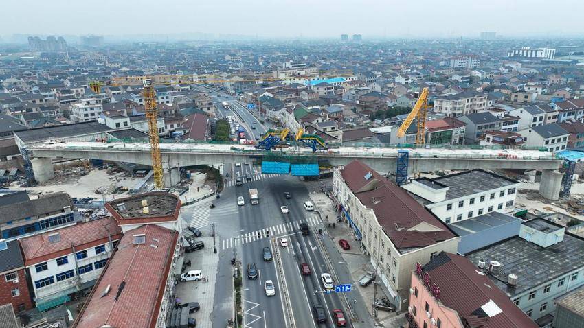 【交通强国】通甬高铁慈溪特大桥A段连续梁全部合龙.docx