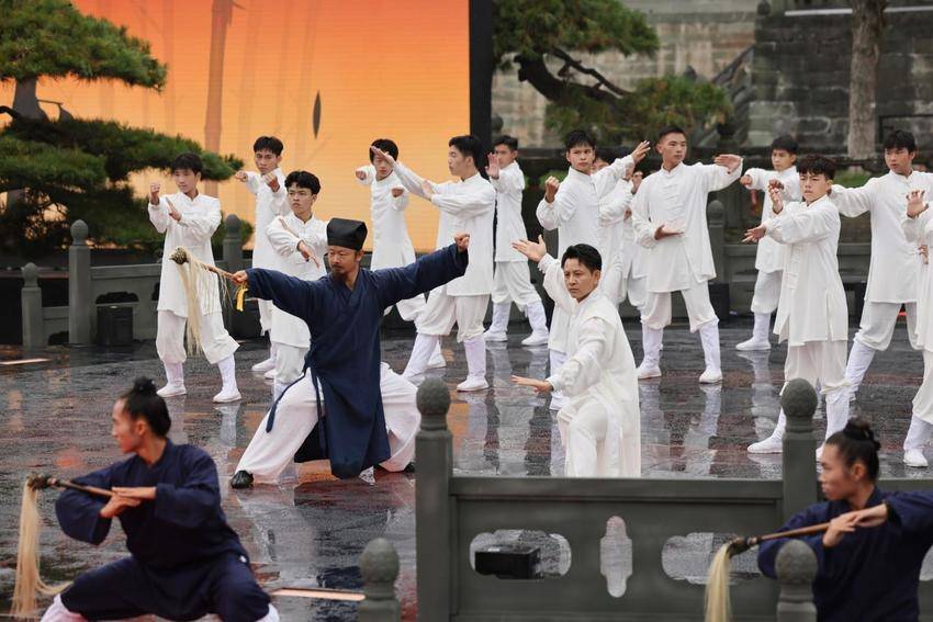 太极为媒 对话世界.docx
