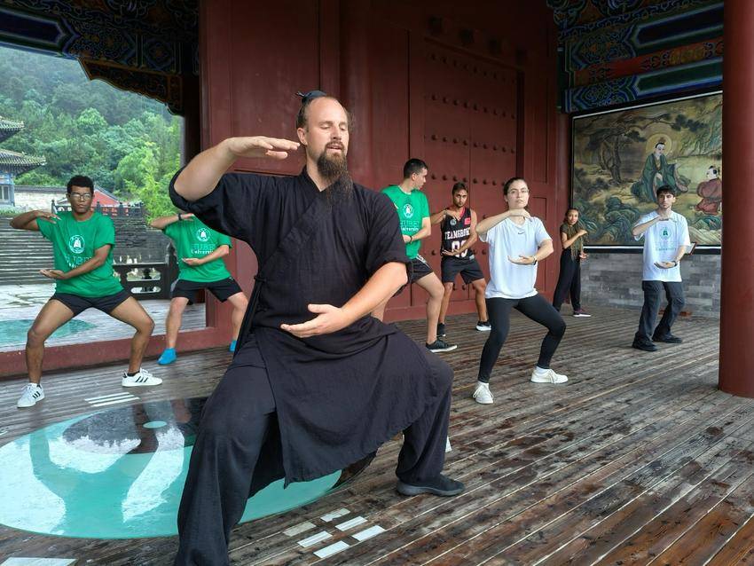 改 巴西青年代表团来武学习交流.docx