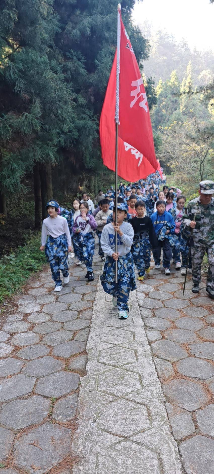 五山镇小学薤山研学——收获知识与成长的精彩之旅