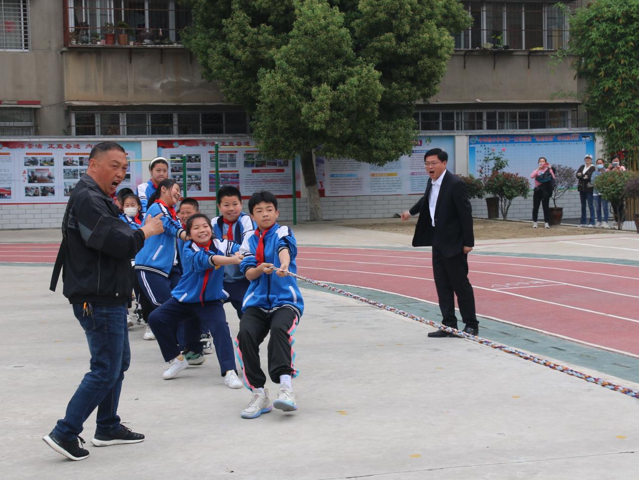 谷城县城关镇中华路小学.docx