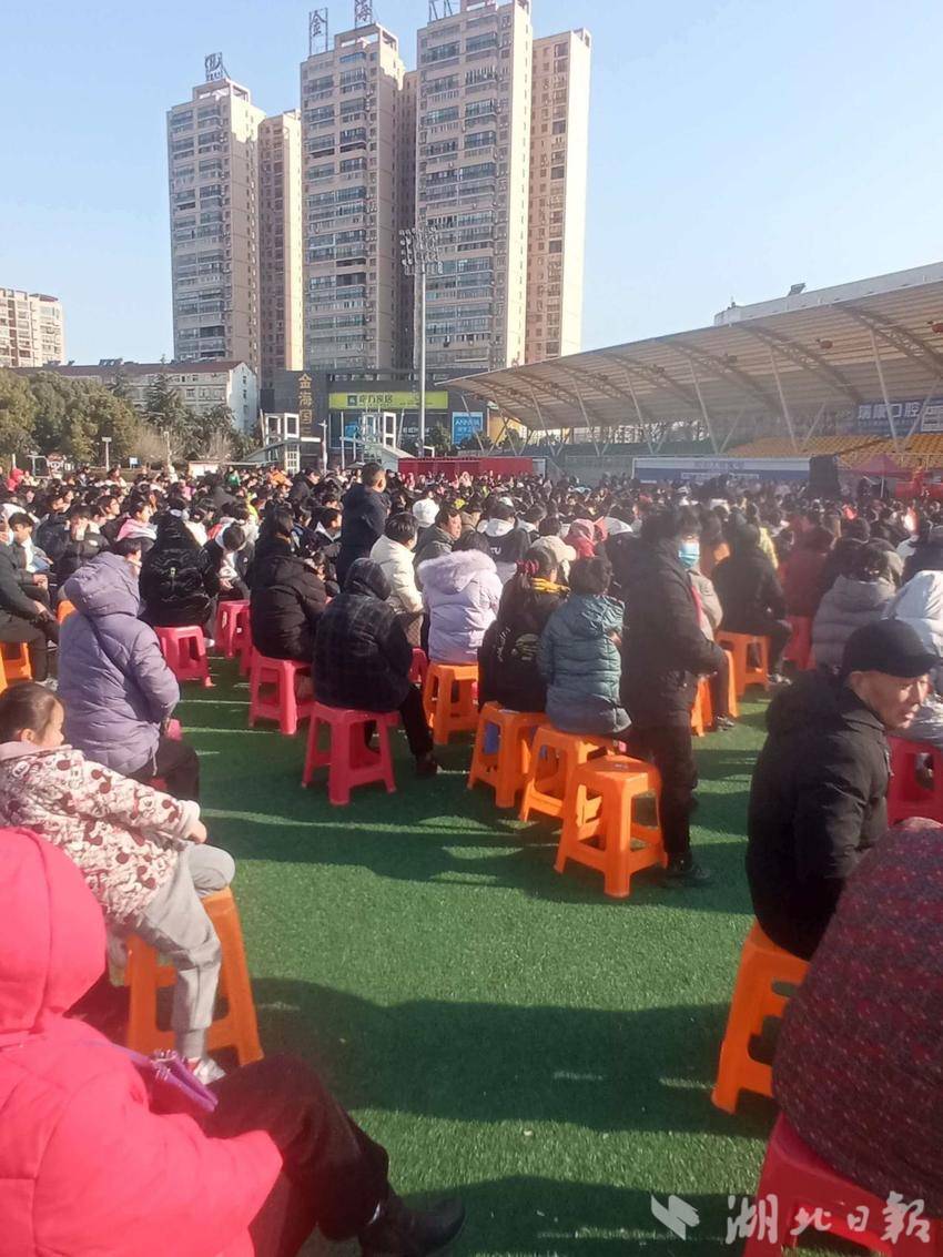 2222欢欢喜喜过大年活动通讯稿.docx