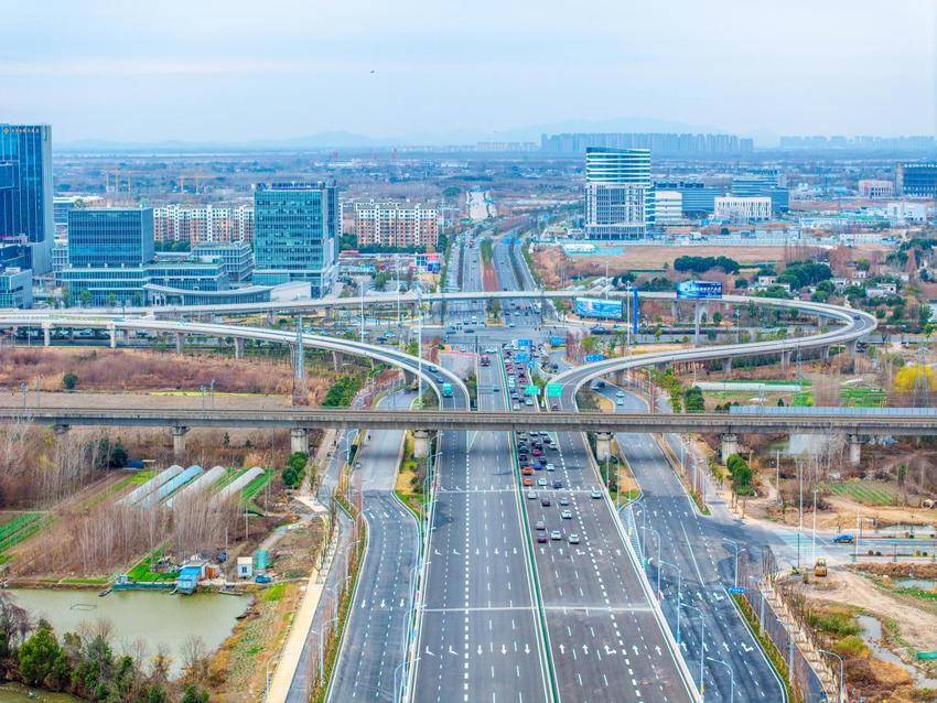 【交通强国】芜湖二坝支线（吴越路市政段）项目二标段通车.docx