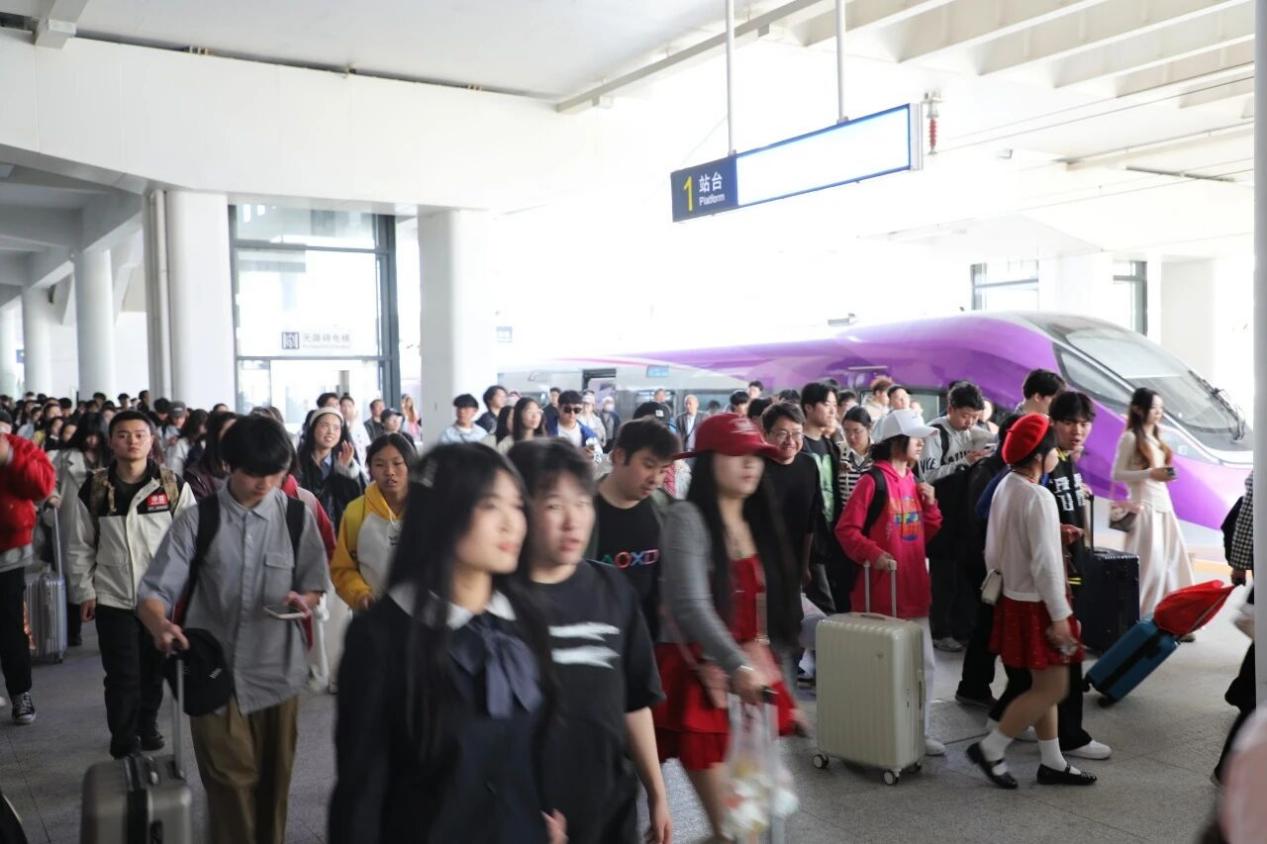 聚焦支点建设 彰显国企担当.docx