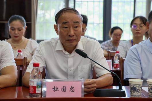 【重磅】省级医疗资源下沉再添新动能！潜江市中心医院“程帆专家工作站”正式启动（修改后）.docx