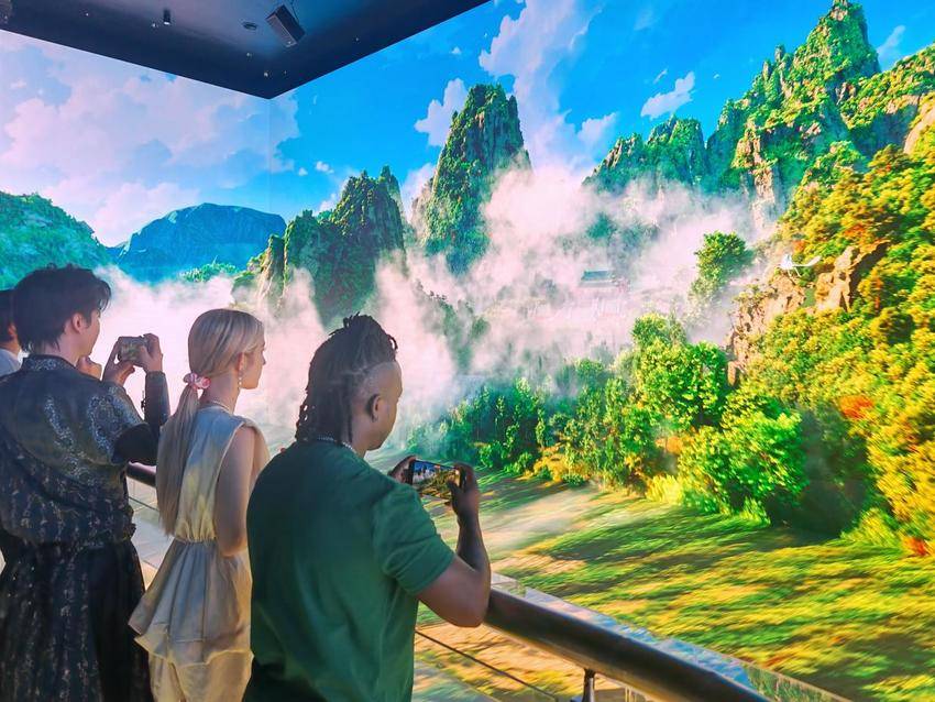 外籍博主Tesso龙哥武当山采风创作 沉浸式体验武当文化魅力(3).docx