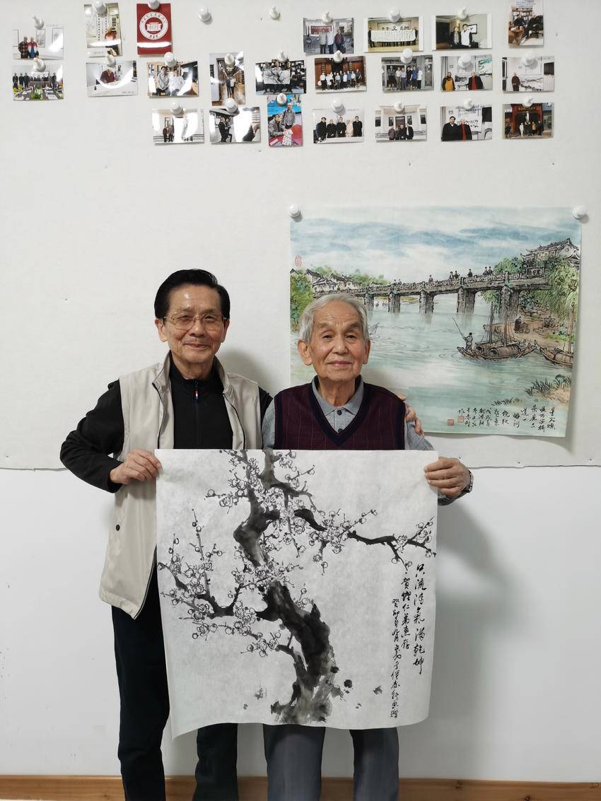 贺铿：桑梓情深，赤子丹心.doc