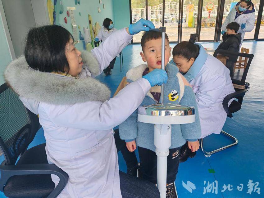 2025年春季健康体检宣传报道.docx