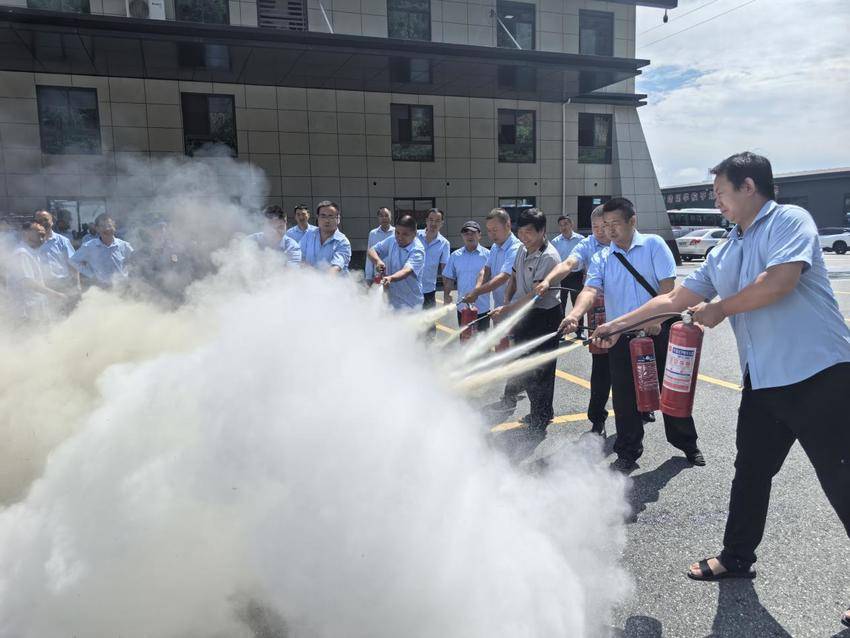 4 武当山消防救援大队深入客运站开展消防安全培训工作(1).docx