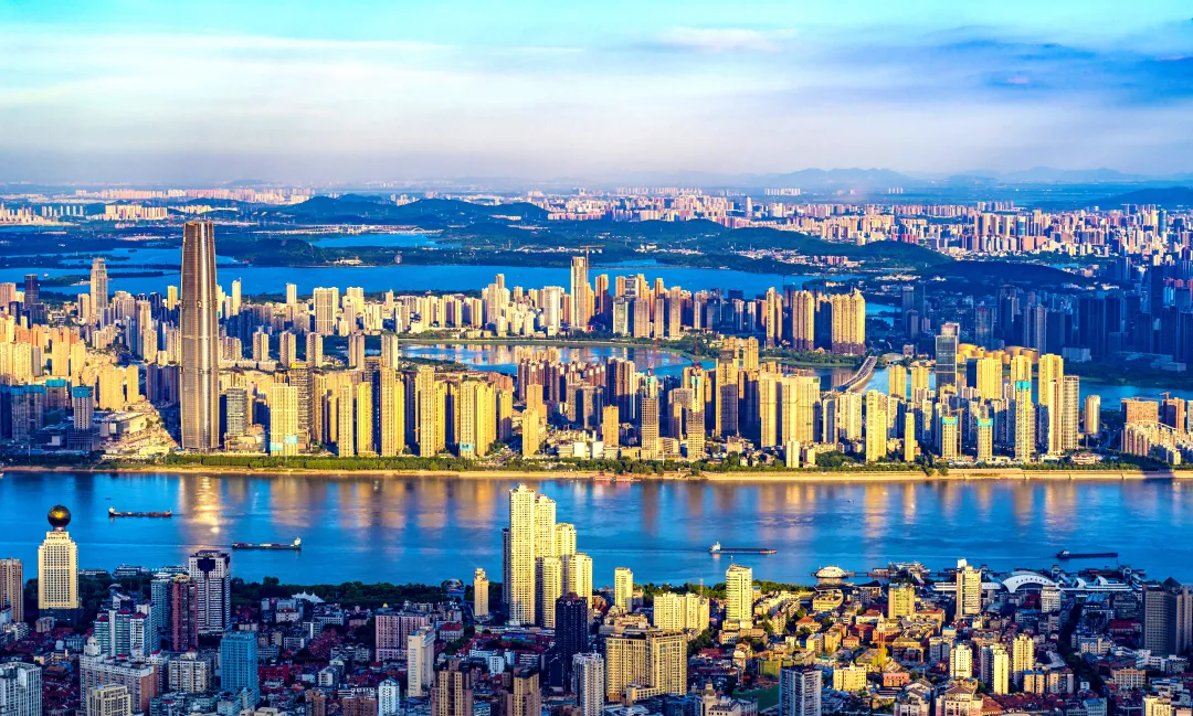 【新闻稿】沙湖生态构建城市绿肺 环沙湖双碳经济带建设持续推进(2).docx