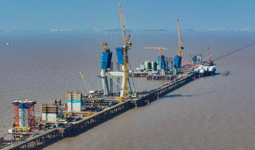 【一线传声】通苏嘉甬高铁杭州湾跨海大桥荣获中交集团劳动竞赛先进项目.docx