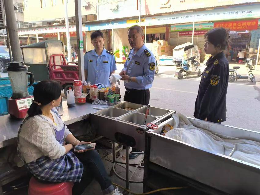 强化旅游景区安全、筑牢市场监管防线.docx
