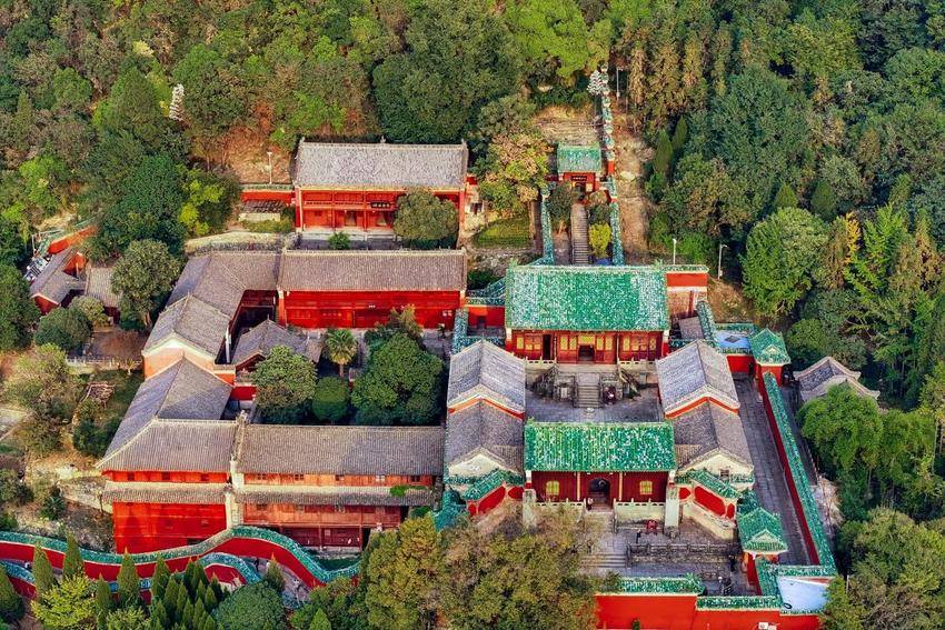 一座道法自然的山123定.docx