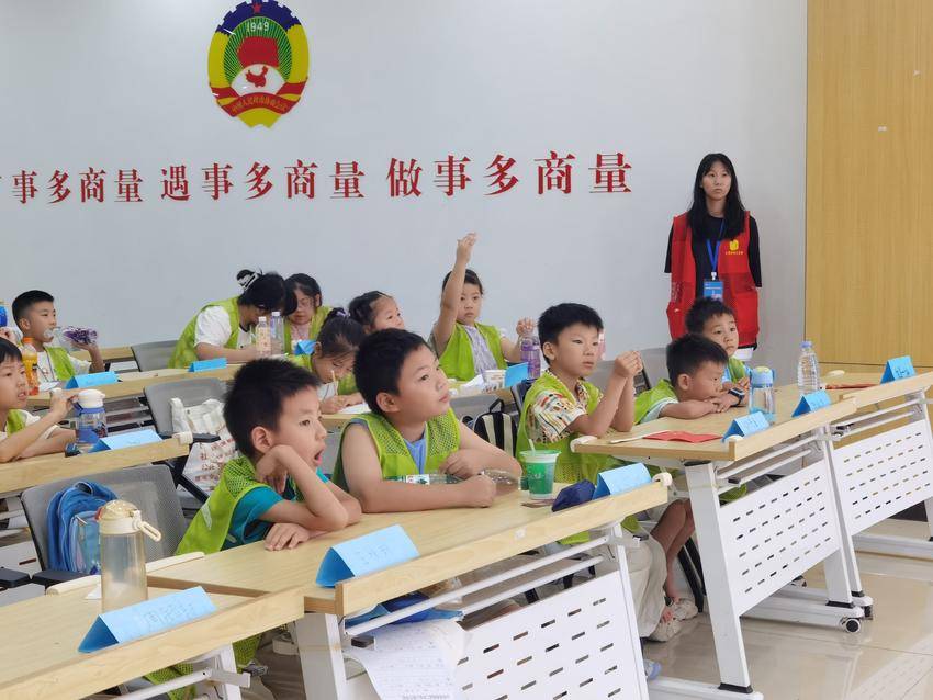 万松街道青年社区：“小小牙医”趣味科普体验  守护青少年口腔健康 7.29.docx