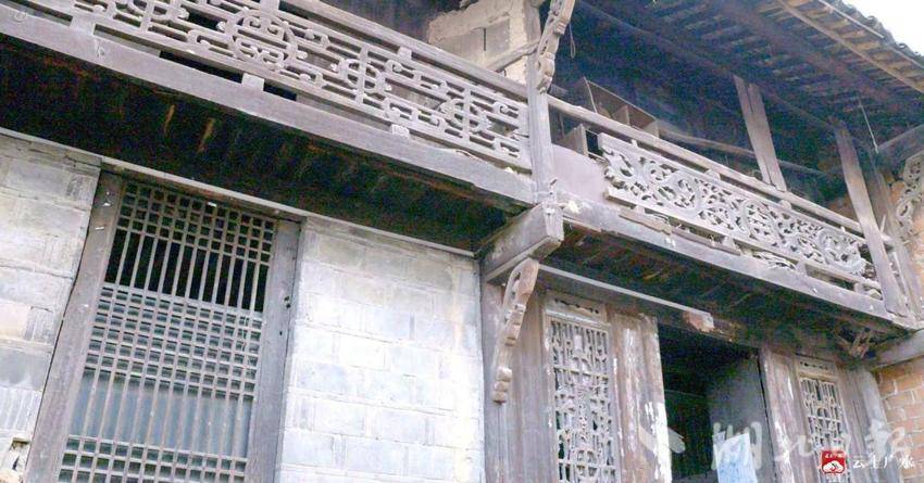 d6b0f916dced43909f08f85bf51eaf41_717a65fab0f49c17296ea7fc7f35ac4e_8.docx