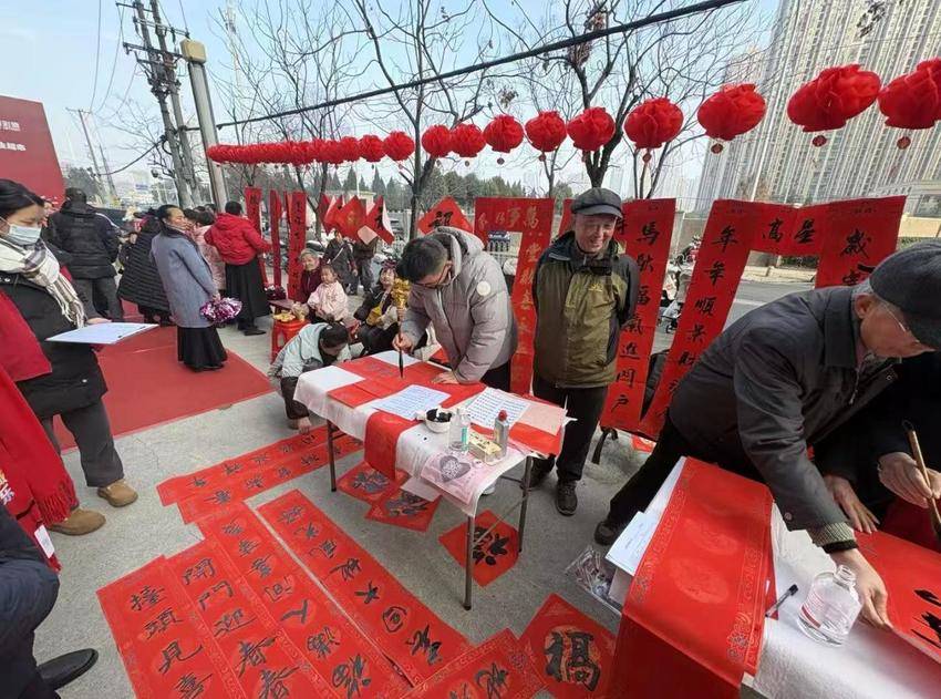 2.4“立春舞狮贺新春 锦邻同乐启祥年 ”——南湖锦城社区锦鲤文化节圆满落幕.docx