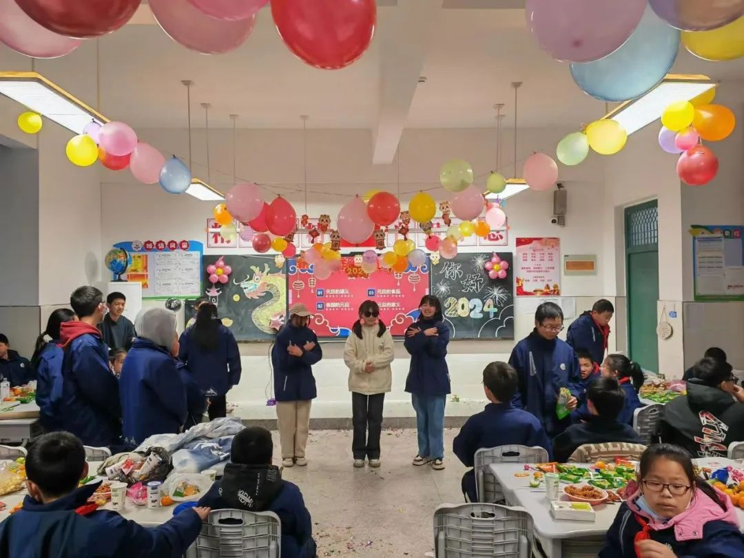 欢声笑语庆元旦,载歌载舞迎新年——柯家小学举行迎元旦贺新春联欢活动 - 湖北日报新闻客户端