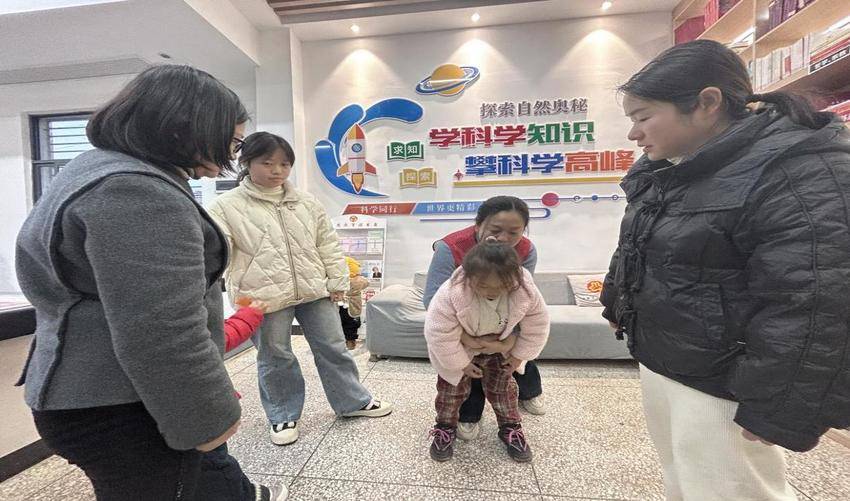 安陆经开区卓塆社区：筑好“小家”幸福基石 赋能社区文明新风尚.docx