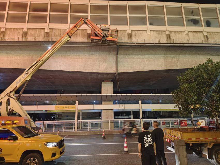 9.1声屏障检修一体 保障高架安全.doc