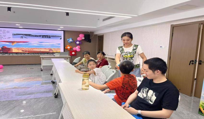 国防教育遇传统温情 渔门径社区建军节活动别样精彩.docx