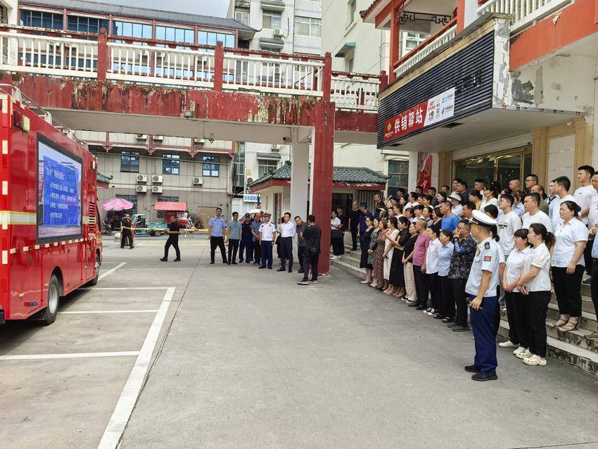 武当山特区打造智慧消防示范街 科技赋能筑牢“九小场所”安全防线(1)(1).docx