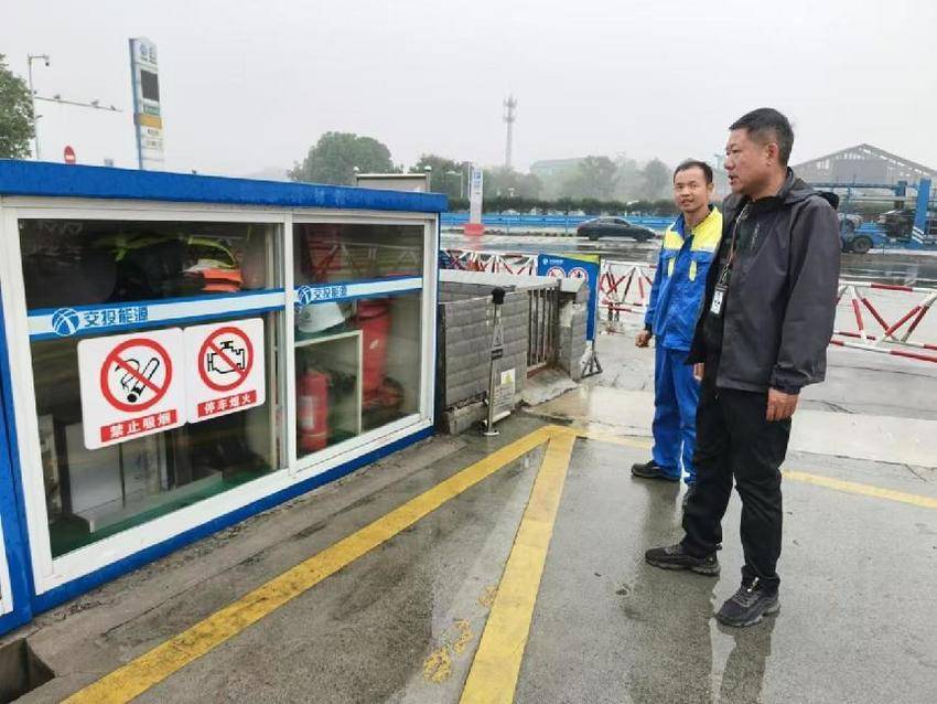 特区开展安全检查(1).docx