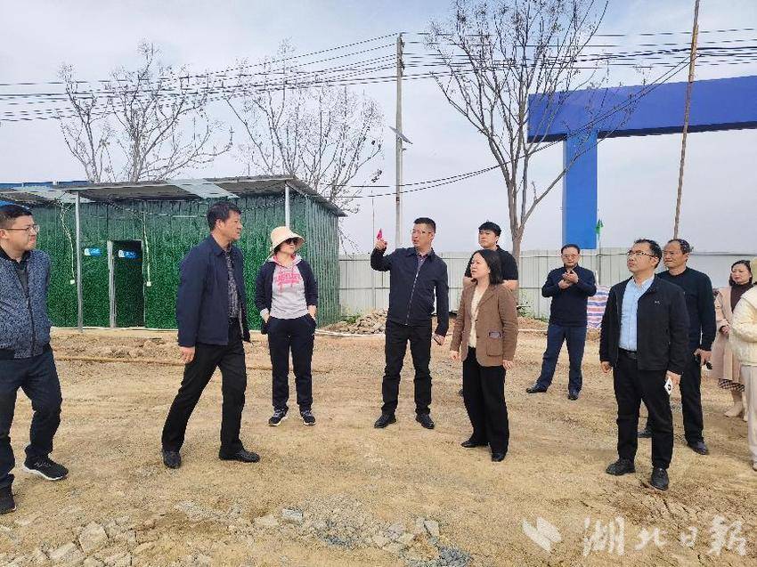 县领导调研重点项目建设.doc
