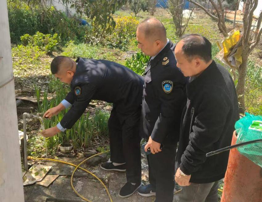 潜江市开展集中式供水专项检查 科技赋能筑牢饮水安全防线(2).docx