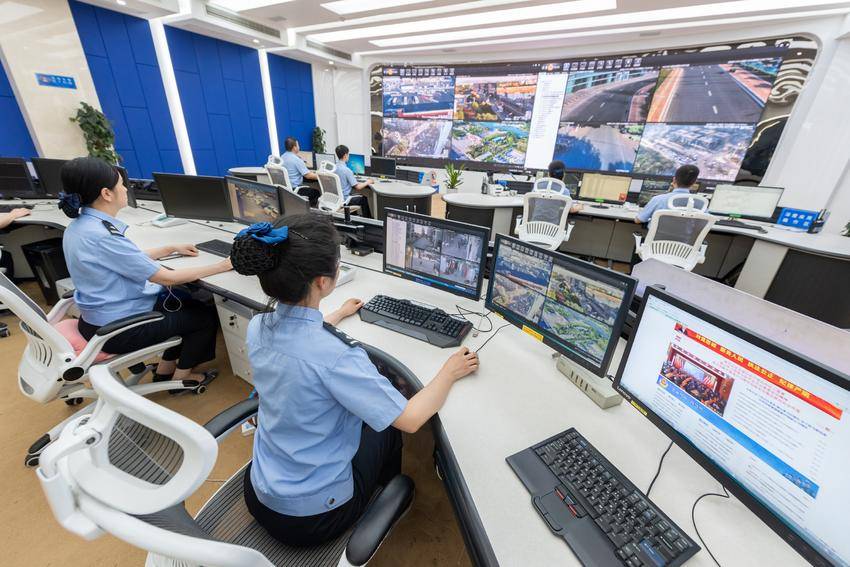 襄阳市公安局大数据中心为一线民警“打防管控服”提供实时数据支撑