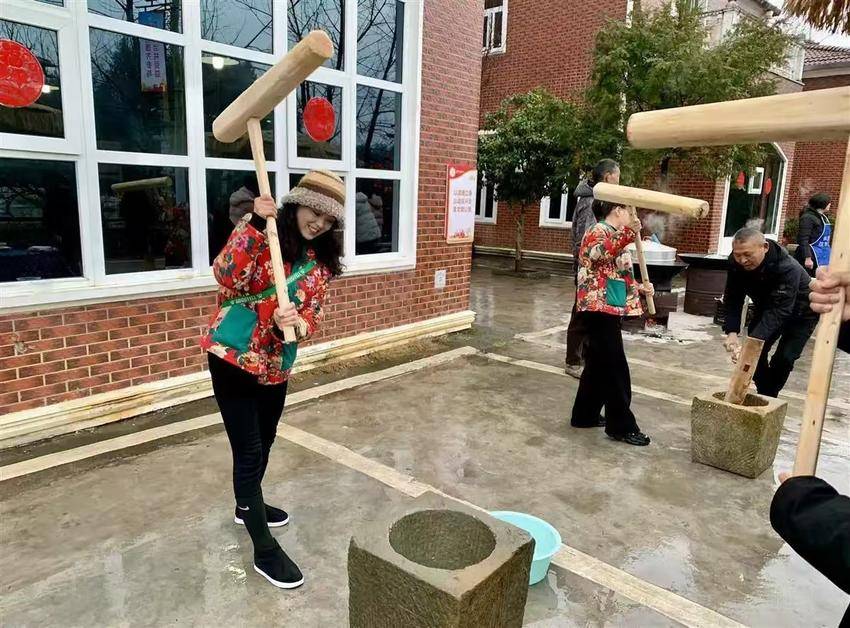 野猫水村：古韵与生机交织的田园长卷(1).docx