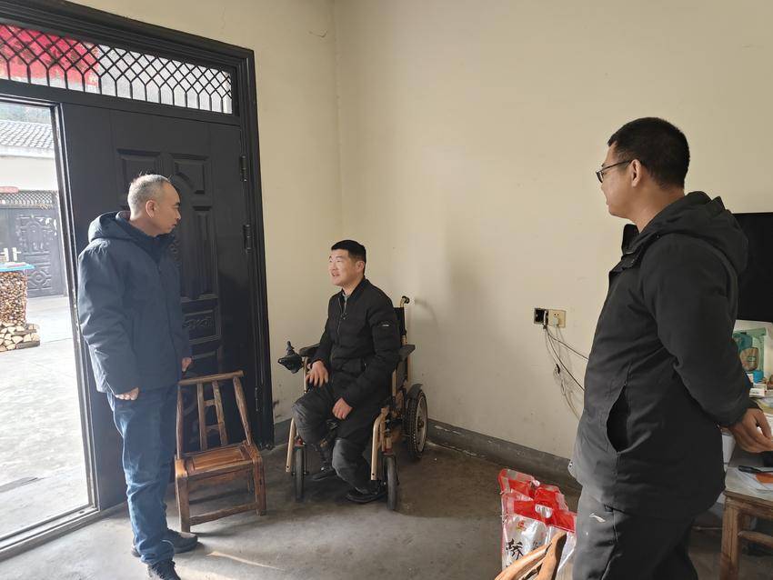 南河：春节慰问宋温暖 岁寒情深暖人心.doc